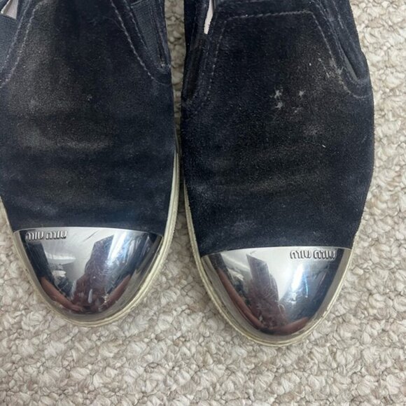 Miu Miu Black Flats with Silver Toe Cap - Picture 2 of 13